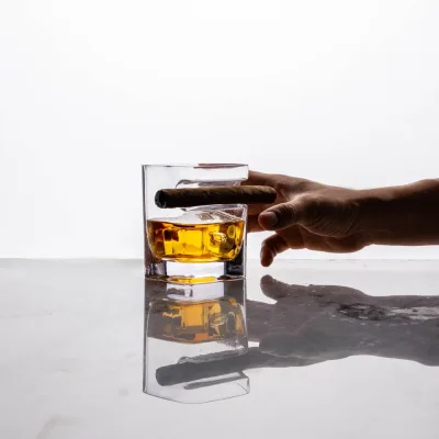 Whiskey Wedge + Cigar Glass -paketti